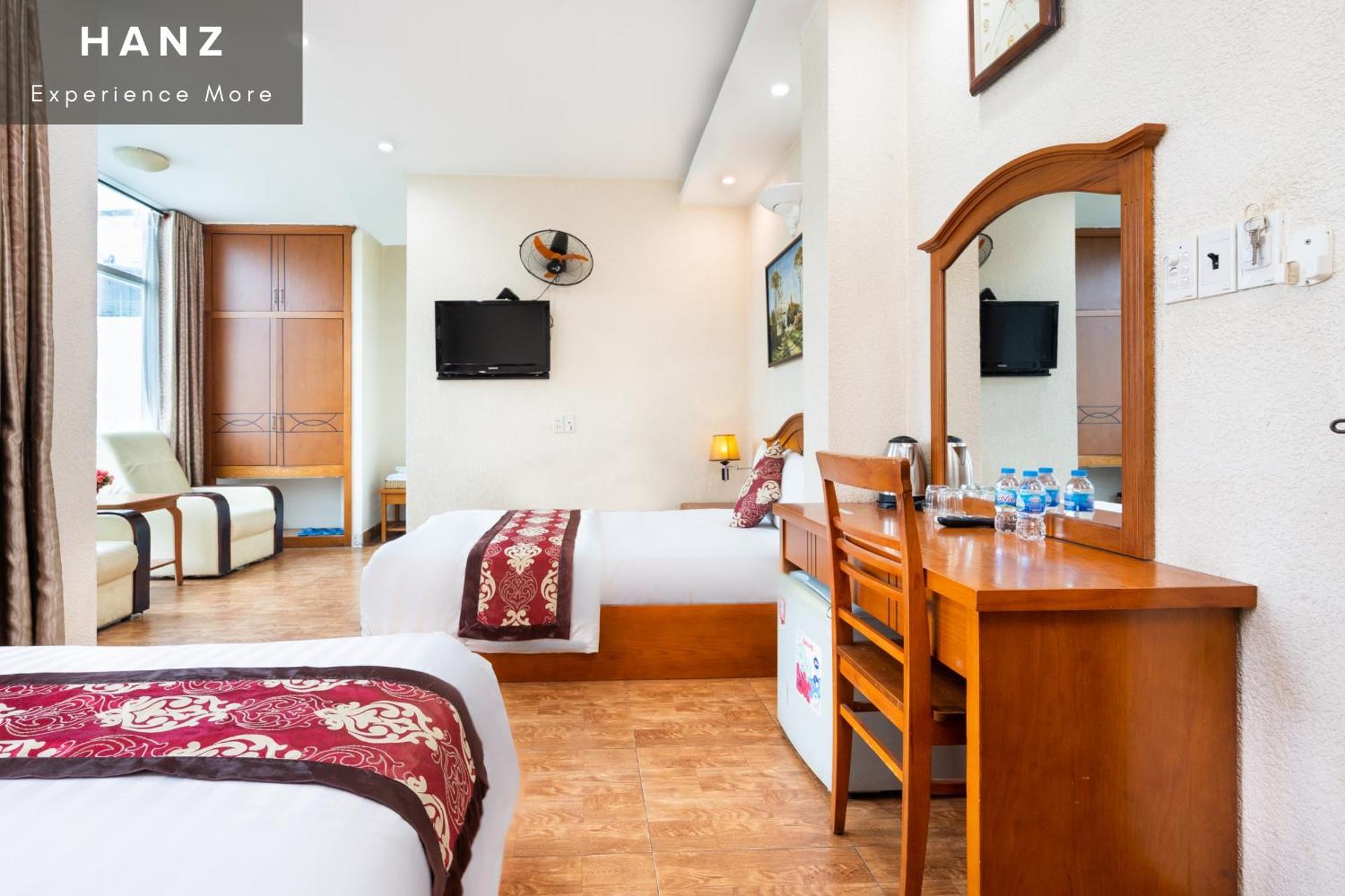 Queen Airport Hotel Ho Chi Minh City Bagian luar foto
